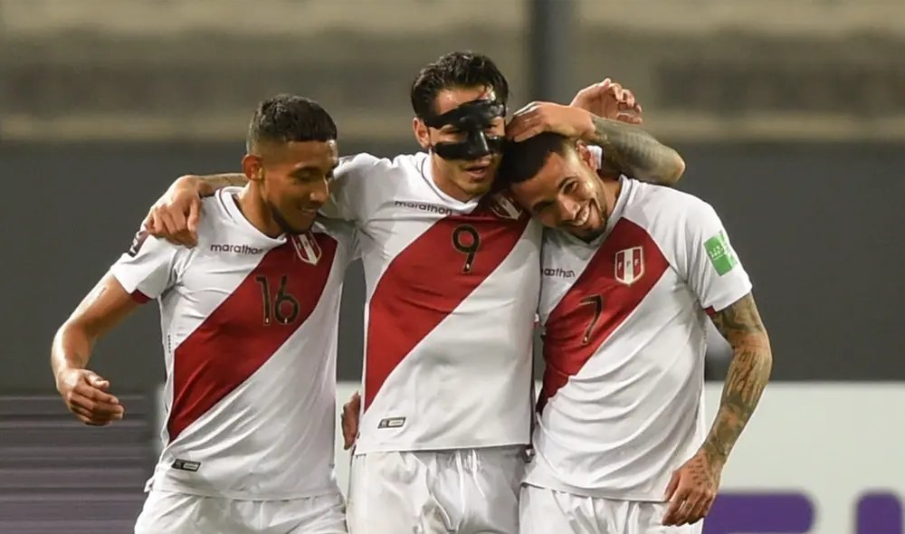 La selección peruana define su clasificación al repechaje ante Paraguay. Foto: EFE