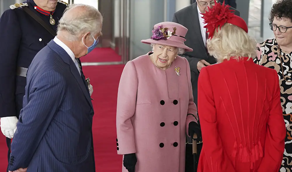 La reina Isabel II, de 95 años, que se ha perdido solo dos aperturas parlamentarias desde que se convirtió en reina en 1952. Foto: AFP