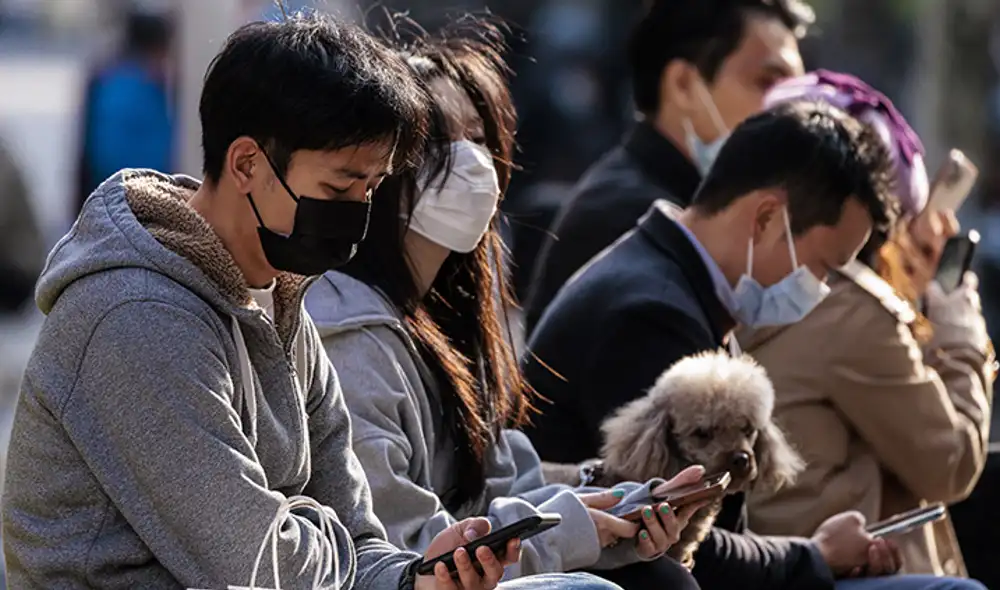 El 23 de marzo se detectaron más de 2.500 nuevos casos de COVID-19 en China, informaron las autoridades. Foto: EFE El 23 de marzo se detectaron más de 2.500 nuevos casos de COVID-19 en China, informaron las autoridades. Foto: EFE