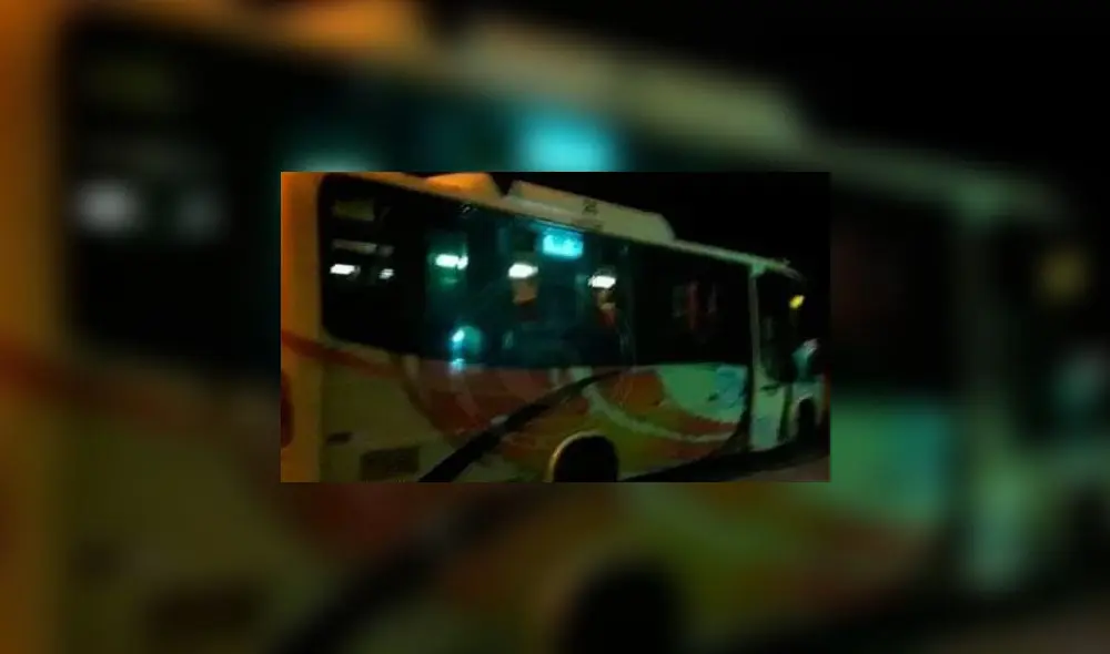 Los delincuentes hicieron desviar el vehículo a un descampado. Foto: Ventana Informativa