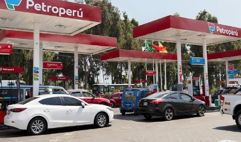 El precio de referencia del gasohol de 90 se mantiene en S/ 11,97. Foto: Andina. El precio de referencia del gasohol de 90 se mantiene en S/ 11,97. Foto: Andina.