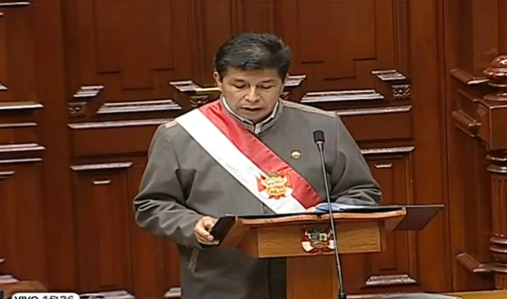 El presidente Pedro Castillo acudió al hemiciclo del Congreso a realizar su defensa junto con su abogado por un tiempo de 60 minutos. Foto: captura LRTV. El presidente Pedro Castillo acudió al hemiciclo del Congreso a realizar su defensa junto con su abogado por un tiempo de 60 minutos. Foto: captura LRTV.