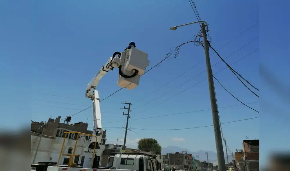 Solución de fallas en alumbrado público serán monitoreadas por Hidrandina. Foto: Hidrandina