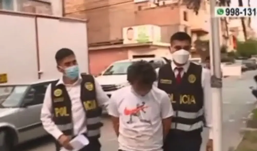 El hampón fue conducido a la comisaría del distrito, mientras que su cómplice logró huir. Foto: captura América Noticias El hampón fue conducido a la comisaría del distrito, mientras que su cómplice logró huir. Foto: captura América Noticias