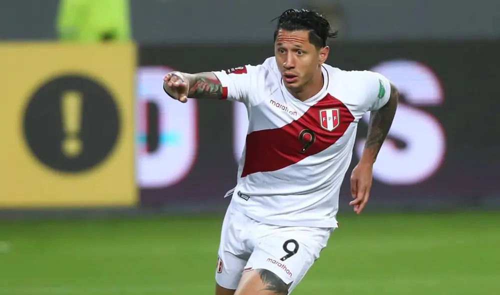 La Blanquirroja se fue al descanso ganando 2-0 con goles de Lapadula y Yotún. Foto: Twitter/@SeleccionPeru La Blanquirroja se fue al descanso ganando 2-0 con goles de Lapadula y Yotún. Foto: Twitter/@SeleccionPeru