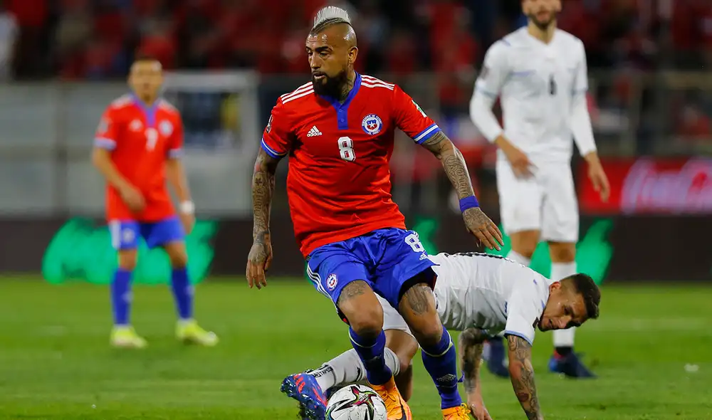 Chile y Uruguay se enfrentan en la jornada 27 de las Eliminatorias Qatar 2022. Foto: EFE