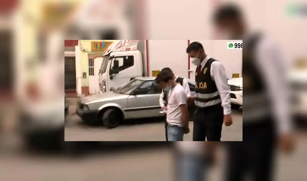 El hampón fue conducido a la comisaría del distrito, mientras que su cómplice logró huir. Foto: América Noticias El hampón fue conducido a la comisaría del distrito, mientras que su cómplice logró huir. Foto: América Noticias