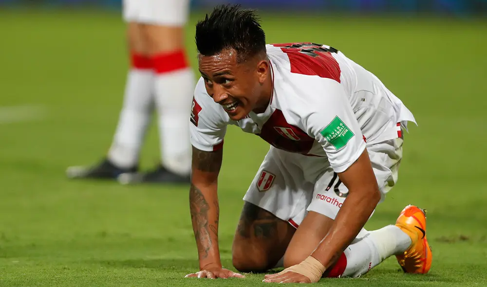 Christian Cueva es el máximo asistidor de la historia de Perú en las Eliminatorias. Foto: EFE