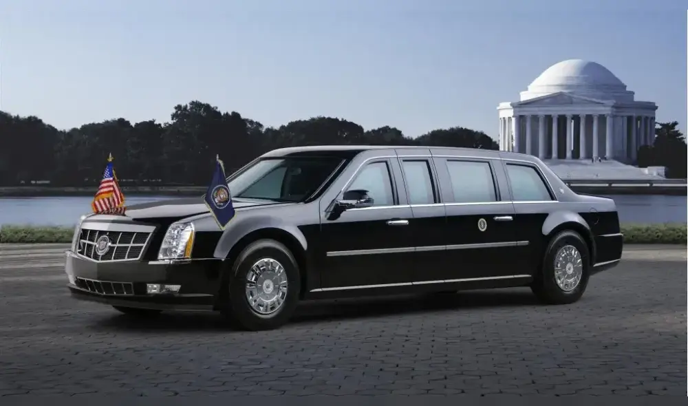 La 'Bestia' cuenta con la caravana presidencial más segura del planeta. Foto: Expansión