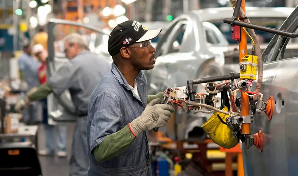 Las compañías privadas en Estados Unidos registraron la creación de 455.000 empleos en marzo, especialmente en el sector de los servicios. Foto: EFE