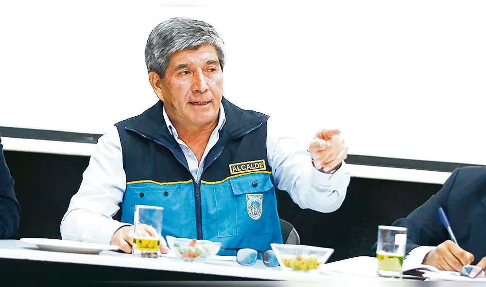 Polémica. Alcalde Rondón designó en cargo a cuñado de hijo. Foto: La República Polémica. Alcalde Rondón designó en cargo a cuñado de hijo. Foto: La República