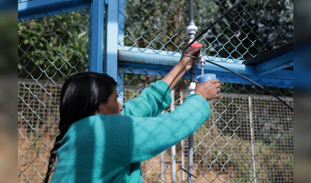 Sistemas de cloración permiten a pobladores del ande beber agua de calidad. Foto: GRLL