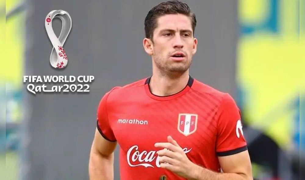 Santiago Ormeño tuvo minutos ante Uruguay en la última fecha doble de las Eliminatorias Qatar 2022. Foto: composición LR/Twitter Selección peruana