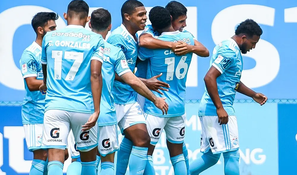 Los dirigidos por Roberto Mosquera golearon por la fecha 8 de la Liga 1 2022. Foto: Twitter Sporting Cristal Los dirigidos por Roberto Mosquera golearon por la fecha 8 de la Liga 1 2022. Foto: Twitter Sporting Cristal
