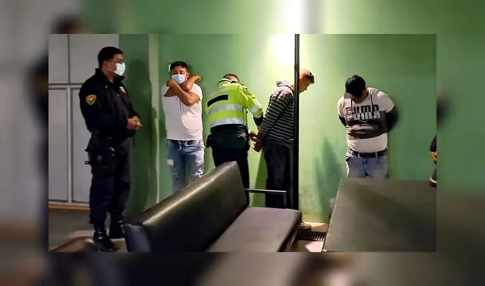 Fueron sorprendidos cuando estaban a punto de llevarse las máquinas del taller. Foto: SS CC MPT Fueron sorprendidos cuando estaban a punto de llevarse las máquinas del taller. Foto: SS CC MPT