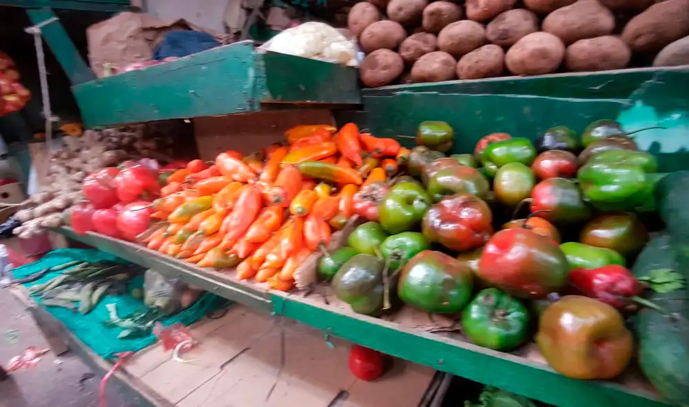 En el quinto día del paro de transportistas, la escasez de algunos productos preocupa a los comerciantes del mercado Unicachi. Foto: URPI/LR En el quinto día del paro de transportistas, la escasez de algunos productos preocupa a los comerciantes del mercado Unicachi. Foto: URPI/LR