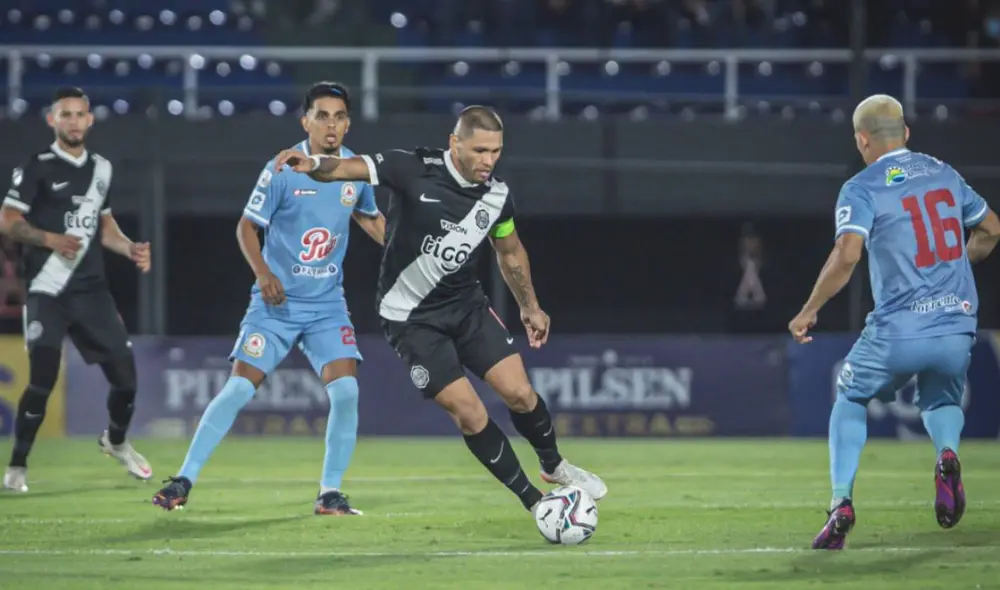 El Decano y Resistencia buscan un triunfo para acercarse al líder Cerro Porteño. Foto: Olimpia El Decano y Resistencia buscan un triunfo para acercarse al líder Cerro Porteño. Foto: Olimpia