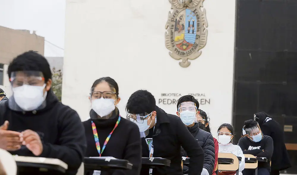 Listos. Hace 2 semanas se denunció la filtración de la prueba y anuló parcialmente el proceso. Foto: difusión. Listos. Hace 2 semanas se denunció la filtración de la prueba y anuló parcialmente el proceso. Foto: difusión.