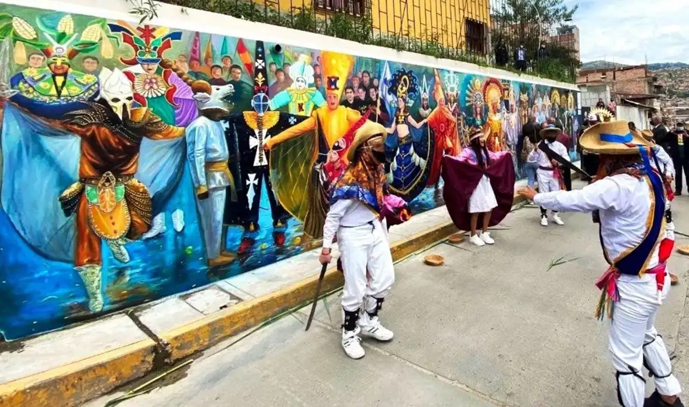 Se trata de muestras de arte que reflejan las actividades propias de esta región, afirmó el alcalde de Cajamarca, Andrés Villar. Foto: Eduard Lozano Se trata de muestras de arte que reflejan las actividades propias de esta región, afirmó el alcalde de Cajamarca, Andrés Villar. Foto: Eduard Lozano