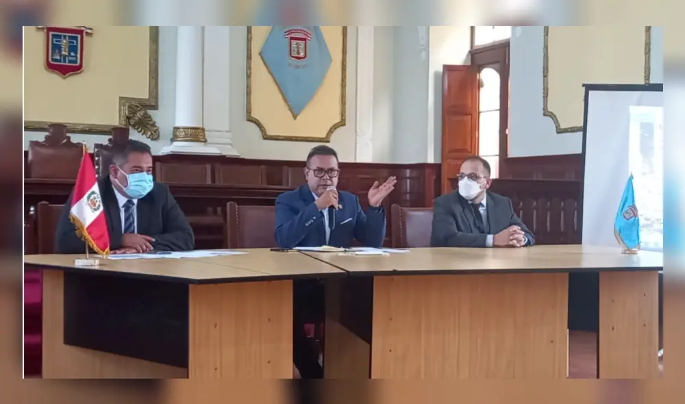 Marcos Gasco brindó conferencia de prensa y cuestionó a fiscal y medios de comunicación. Foto: La República