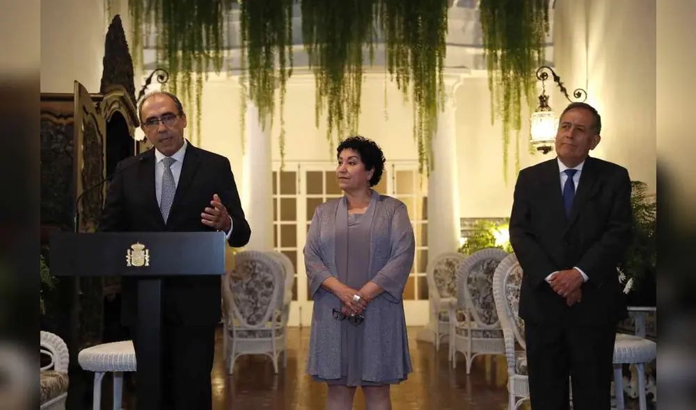 “Desde hace mucho tiempo los intereses del kremlin y del pueblo ruso no coinciden", asegura el embajador español. Foto: EFE