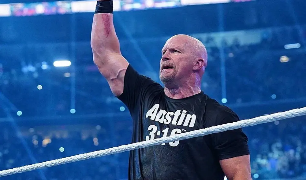 "Stone Cold" Austin venció en combate individual a Kevin Owens en el Wrestlemania 38. Foto: WWE "Stone Cold" Austin venció en combate individual a Kevin Owens en el Wrestlemania 38. Foto: WWE