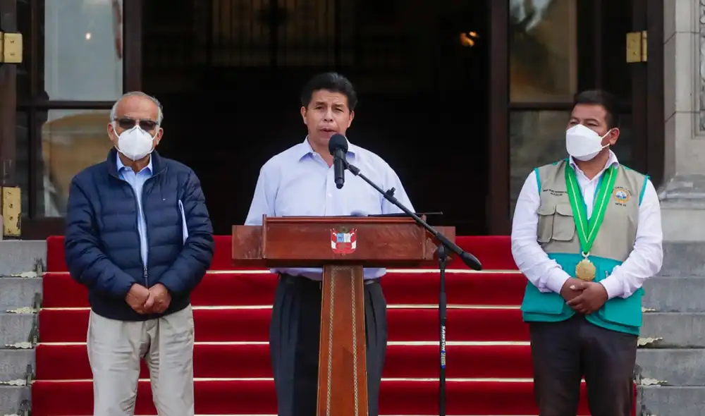 “Pido a nuestros hermanos transportistas y agricultores trabajar juntos por el desarrollo del país", dijo el presidente Pedro Castillo. Foto: Presidencia “Pido a nuestros hermanos transportistas y agricultores trabajar juntos por el desarrollo del país", dijo el presidente Pedro Castillo. Foto: Presidencia