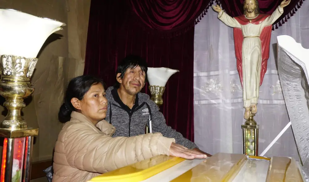 Padres de menor de 13 años piden investigar circunstancias de la muerte de su hijo. Foto:Joel Robles /URPI-LR Padres de menor de 13 años piden investigar circunstancias de la muerte de su hijo. Foto:Joel Robles /URPI-LR