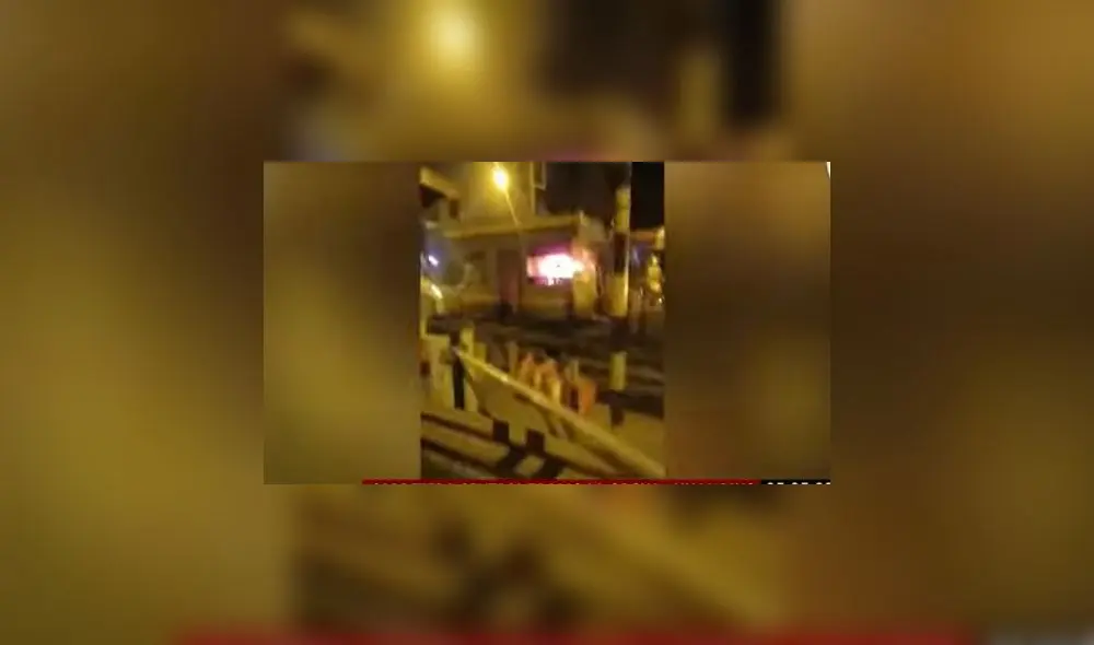 Los manifestantes quemaron y destrozaron una garita importante del tramo La Oroya – Huancayo. Foto: captura Panamericana Noticias