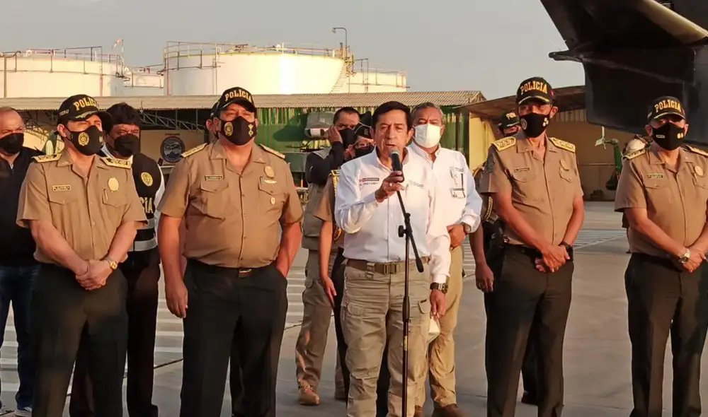 Alfonso Chávarry se pronunció sobre la captura de Arturo Cárdenas y Waldys Vilcapoma, presuntos integrantes de la organización Los Dinámicos del Centro. Foto: Giuliana Castillo/URPI-LR