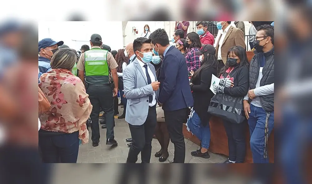 En la mira. Asistentes de gobernadora Gutiérrez son acusados de amedrentar y obligar a renunciar a trabajadora del GRA. Foto: La República En la mira. Asistentes de gobernadora Gutiérrez son acusados de amedrentar y obligar a renunciar a trabajadora del GRA. Foto: La República