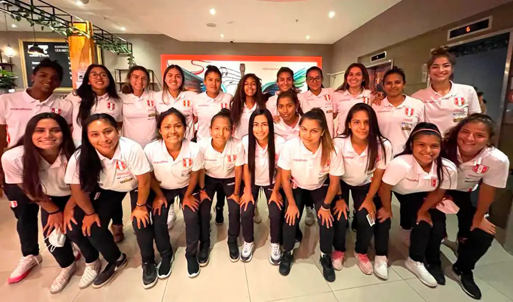 Selección peruana femenina arribó en Valparaíso. Foto: selección peruana / Twitter Selección peruana femenina arribó en Valparaíso. Foto: selección peruana / Twitter
