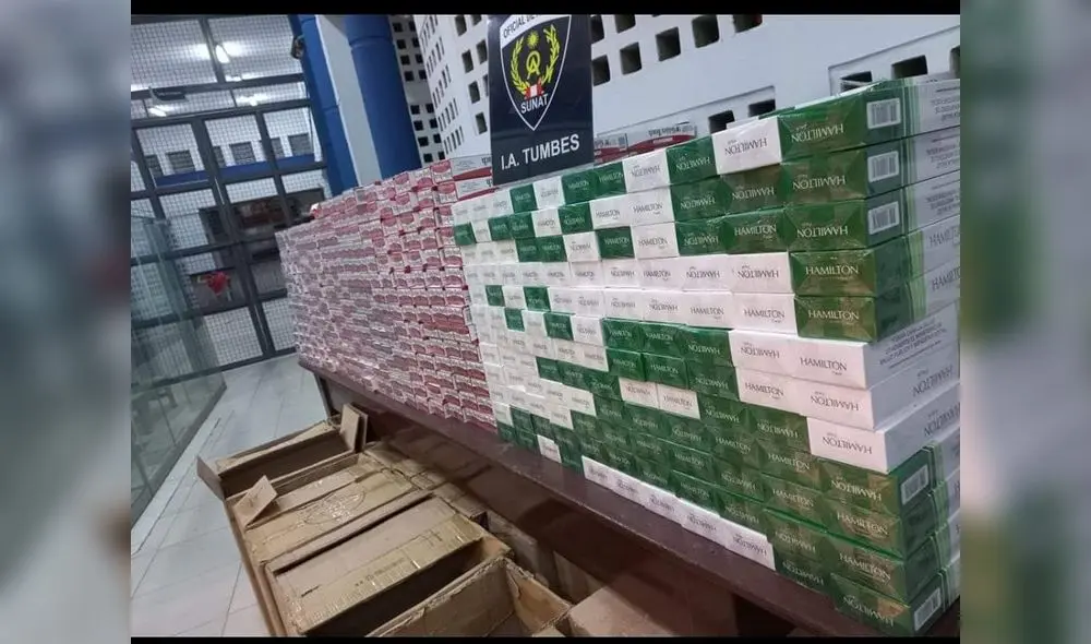 Conductores del vehículo no contaba con documentos sobre la legal procedencia de los productos. Foto: difusión Conductores del vehículo no contaba con documentos sobre la legal procedencia de los productos. Foto: difusión