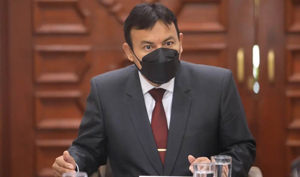 Ministro Félix Chero mencionó que tanto el Congreso como el Ejecutivo "tienen responsabilidad compartida" en la crisis que afecta el país. Foto: Minjus