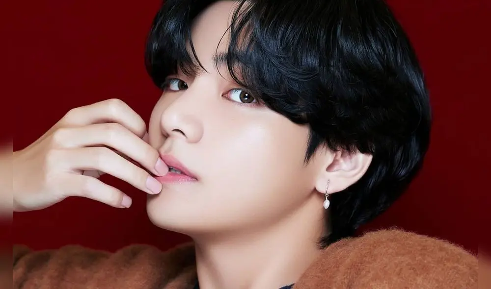 Kim Taehyung es un popular artista k-pop. Forma parte del grupo BTS, donde se desempeña en el puesto de visual y vocalista barítono. Foto: BIGHIT