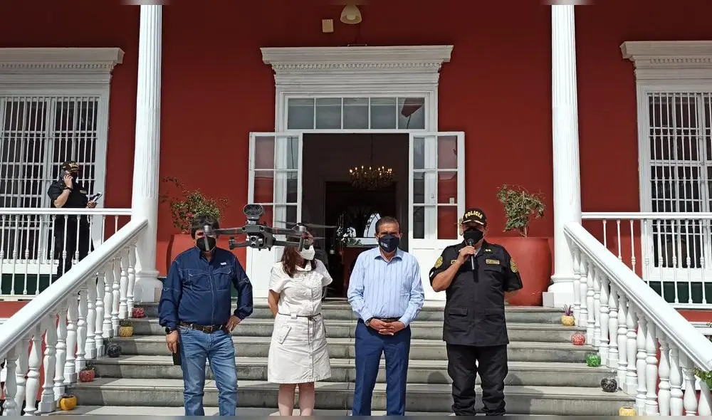 Dron para la Policía fue probado en sede del gobierno regional. Foto: Y. Goicochea/La República Dron para la Policía fue probado en sede del gobierno regional. Foto: Y. Goicochea/La República