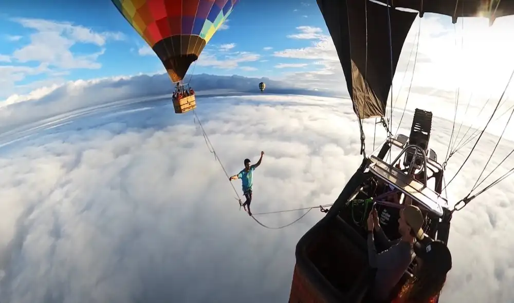 Hombre sorprende en TikTok al “caminar sobre las nubes” y romper un nuevo récord mundial. Foto: captura de TikTok.