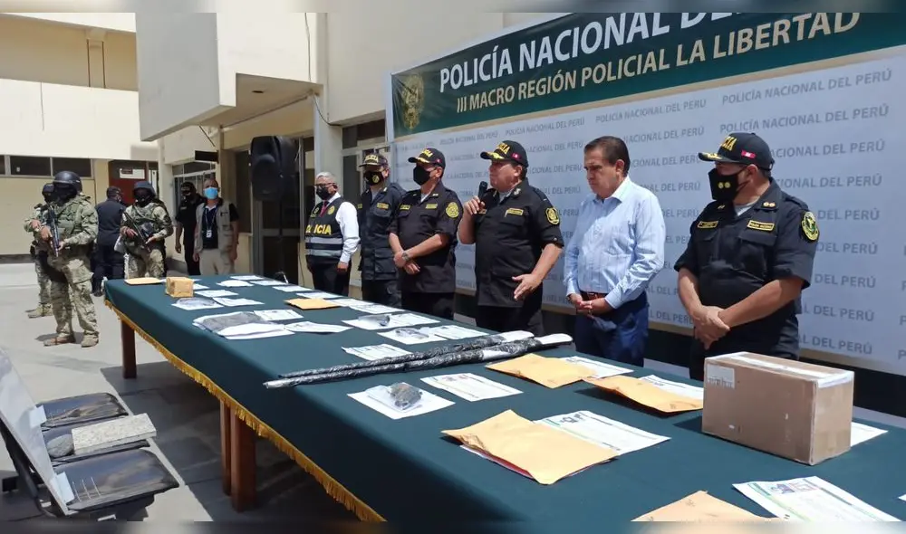 El general Tiburcio hizo un balance del estado de emergencia en la región. Foto: Y. Goicochea/La República El general Tiburcio hizo un balance del estado de emergencia en la región. Foto: Y. Goicochea/La República