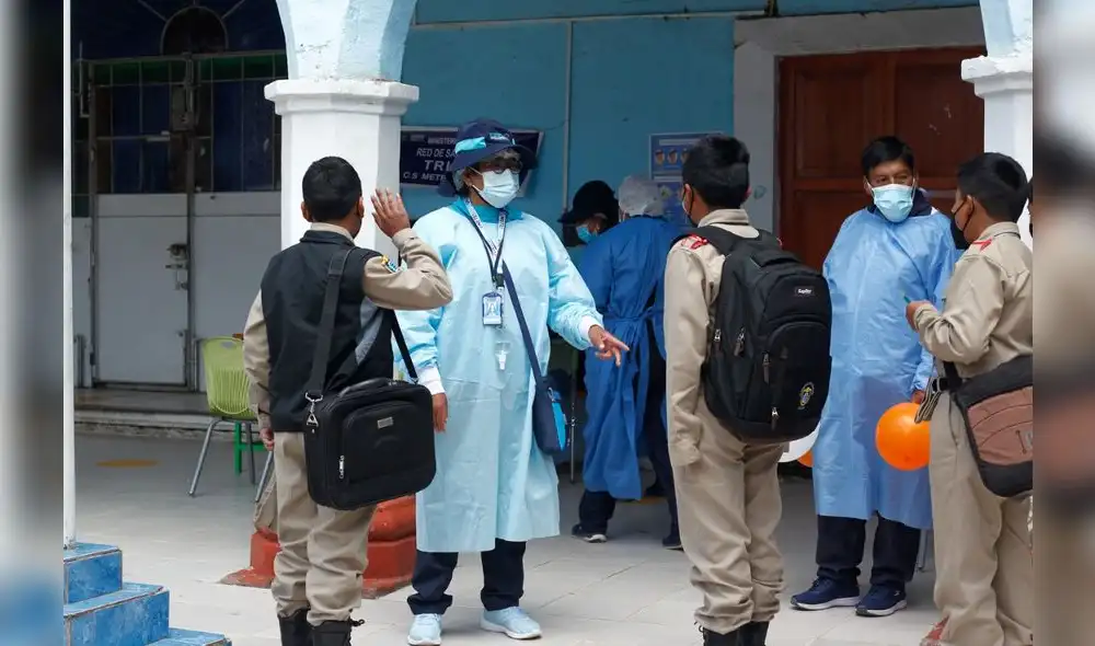 Titular de Diresa exhortó a padres de familia a vacunar a sus hijos. Foto: Juan Carlos Cisneros/La República Titular de Diresa exhortó a padres de familia a vacunar a sus hijos. Foto: Juan Carlos Cisneros/La República
