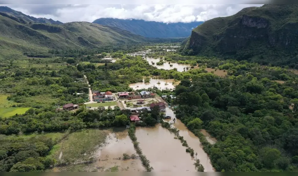 El río Shocol se desbordó e inundó viviendas, además de que afectó numerosas hectáreas de cultivo en Chirimoto. Foto: GORE