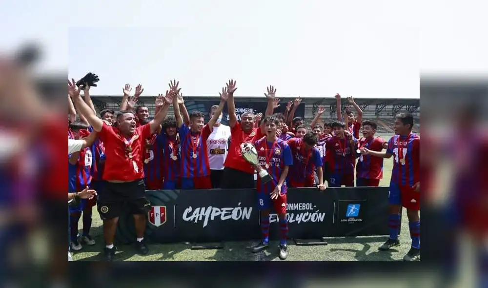 Barcelona de Chiclayo jugará el sudamericano de menores. Foto: FPF Barcelona de Chiclayo jugará el sudamericano de menores. Foto: FPF