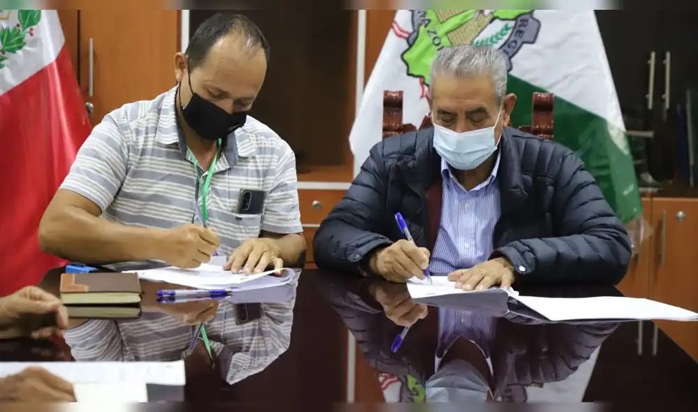 Gorea y Junta de Usuarios firman convenio para rehabilitación de canales en Utcubamba. Foto: GOREA.