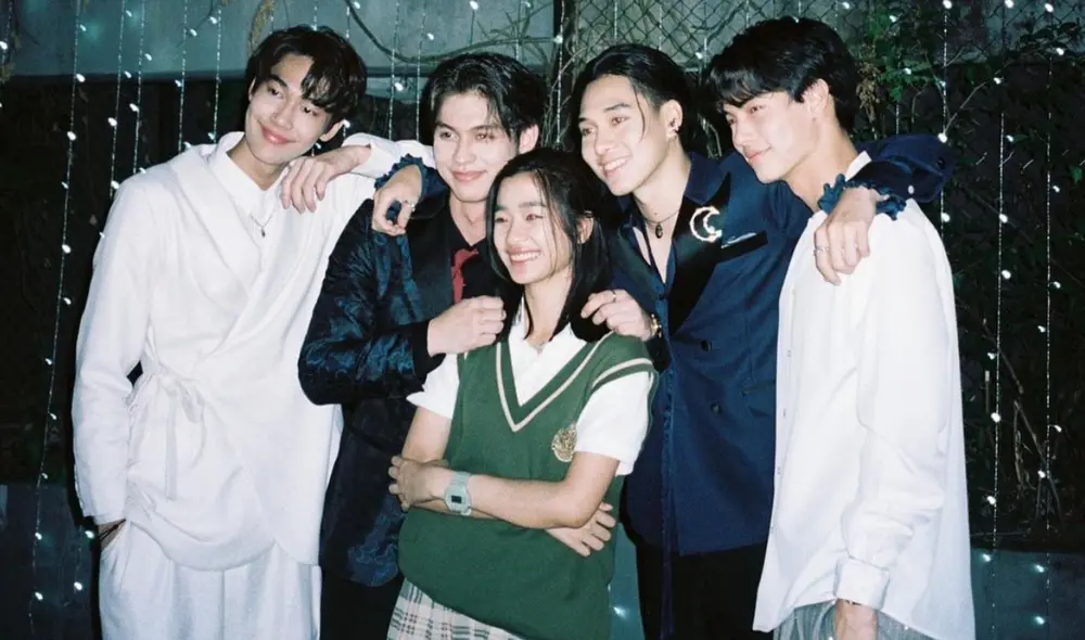 Dew, Bright, Tu, Nani y Win protagonizaron la primera versión tailandesa de "Hana yori dango" o "Boys over flowers". Foto: @bbrightvc Dew, Bright, Tu, Nani y Win protagonizaron la primera versión tailandesa de "Hana yori dango" o "Boys over flowers". Foto: @bbrightvc