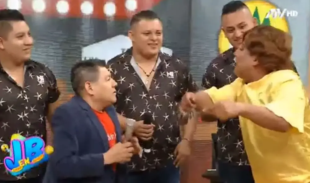 Dilbert Aguilar participó del segmento “Trampolín a la champa” en JB en ATV. Foto: captura ATV