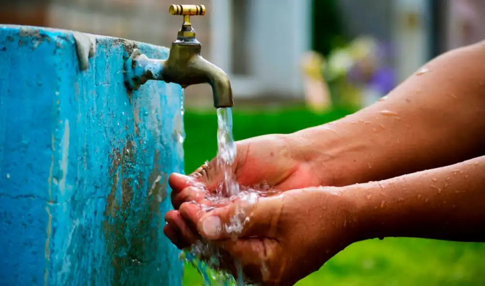 Ciertos servicios, como el del agua potable, son objeto de monopolio natural en regiones del Perú. Foto: Andina Ciertos servicios, como el del agua potable, son objeto de monopolio natural en regiones del Perú. Foto: Andina