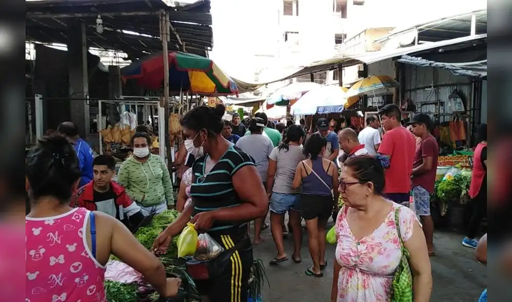 La leche, la harina de trigo, el pollo, los huevos, el azúcar y las carnes estarían exoneradas del IGV a partir de mayo. Foto: Andina
