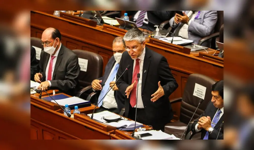 Ministro de Economía y Finanzas señaló que el MEF está dispuesto a coordinar técnicamente la mejora de la nueva medida. Foto: El Peruano