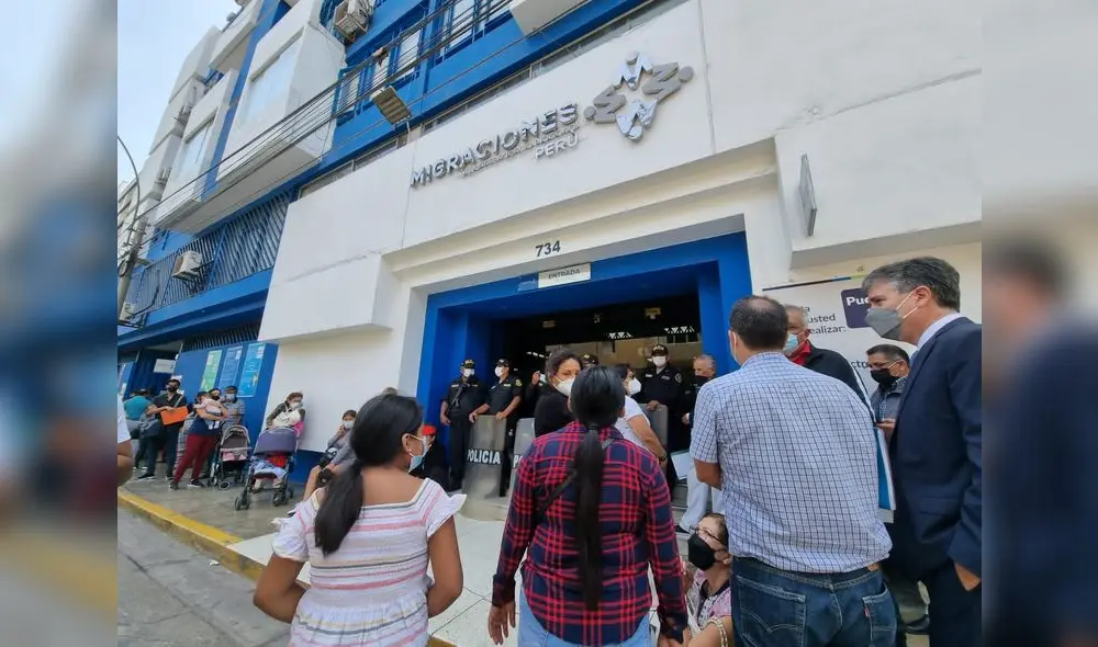 El personal de Migraciones señaló que es un problema técnico. Foto: La República