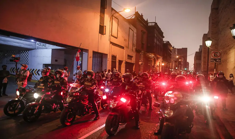 Perú vive varios días de protestas ante el descontento con el gobierno de Pedro Castillo. Foto: EFE