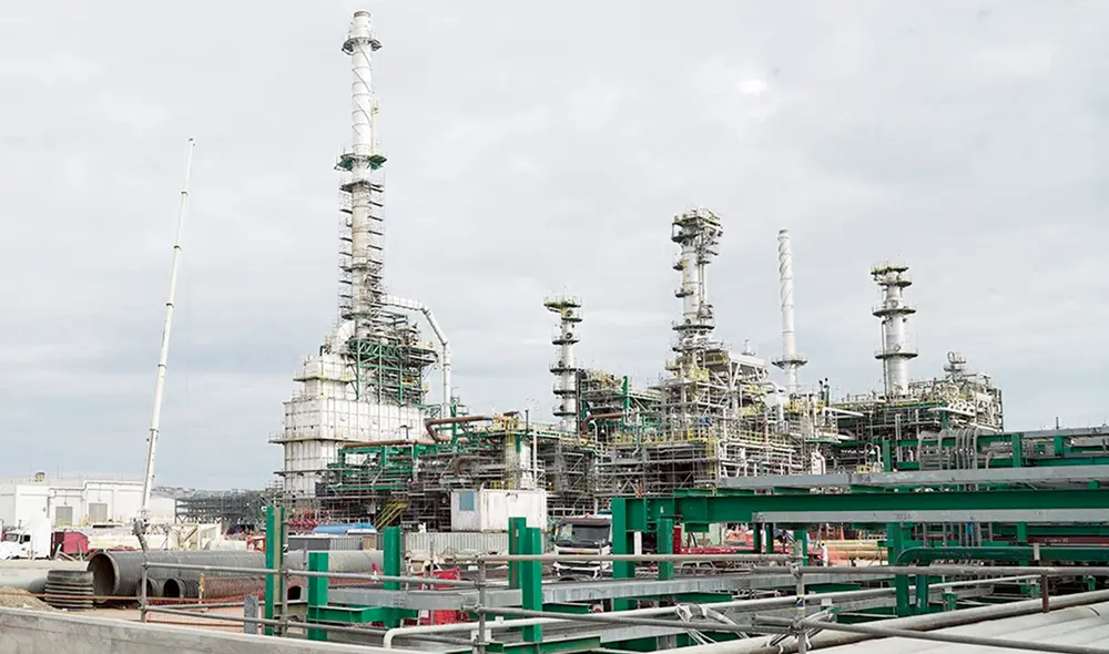 Coloso. Refinería procesará combustibles con contenido menor a los 50 ppm de azufre. Foto: difusión